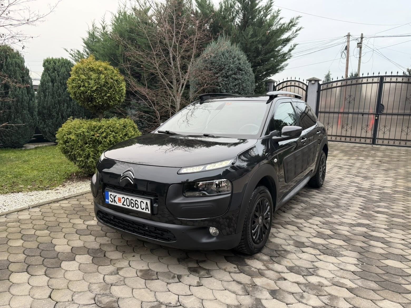 CITROEN C4 Cactus 1.2i STT Automatik