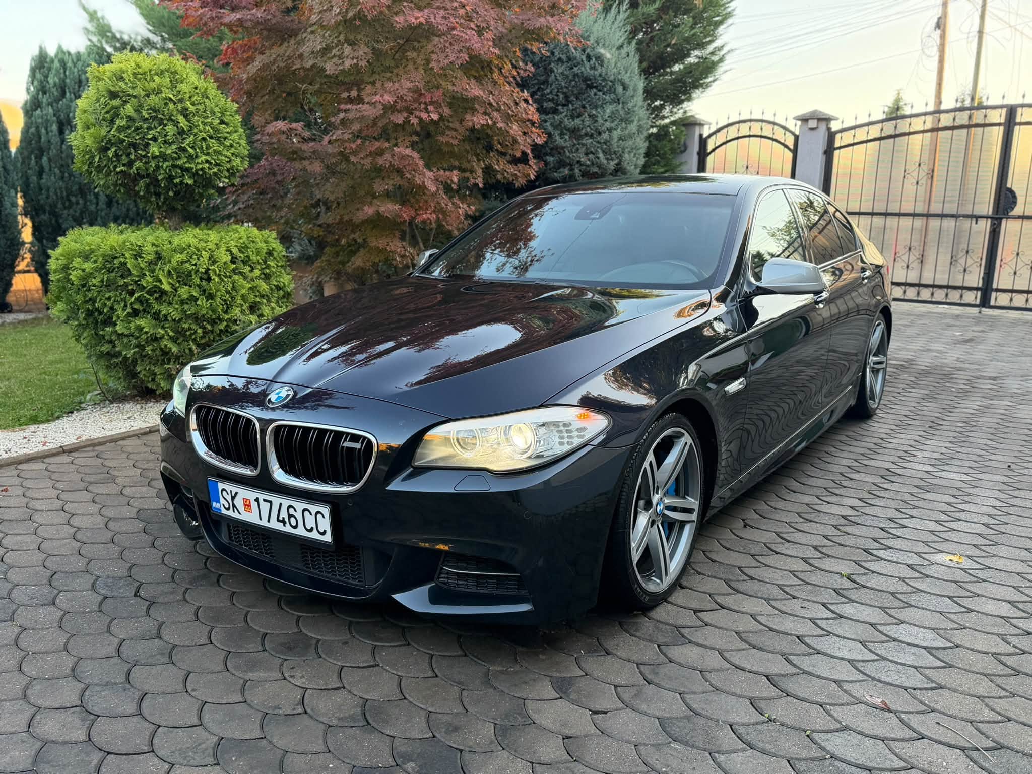 BMW F10 550d xDrive  – FULL M PAKET ORGINAL